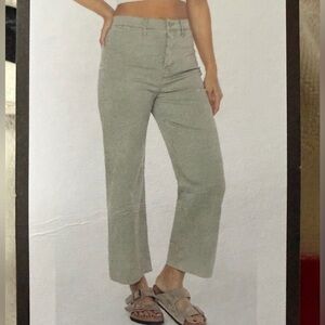 BCBGeneration high rise wide leg crop 9/29 NWT cream color